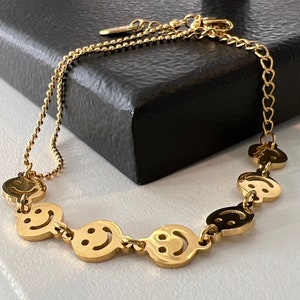Insini- Smiley Bracelet, smiley Face Bracelet, Happy Face Bracelet, Unique Bracelet, Gold Statement Jewelry, Statement Bracelet,