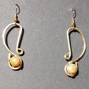 Agate (frosted)! Hammered bronze earrings!