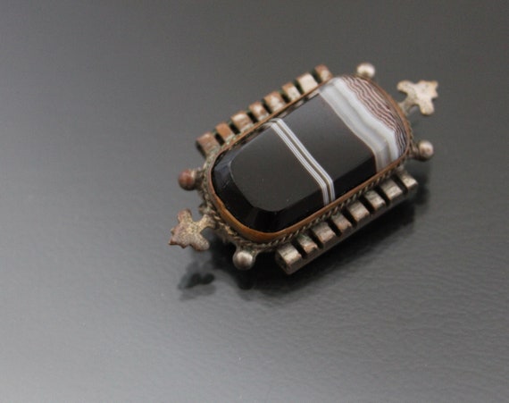 Victorian Banded Agate Brooch. Antique Pebble Jew… - image 3