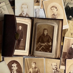 RARE 19th Century Victorian Leather CDV Carte De Visite Purse Wallet Photograph Album AF