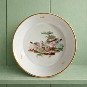 RARE 18th Century Hochst Porcelain Saucer Turtle Dove Bird C 1770