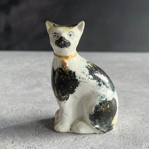 Antique 19th Century Miniature Staffordshire Cat Circa 1860 AF