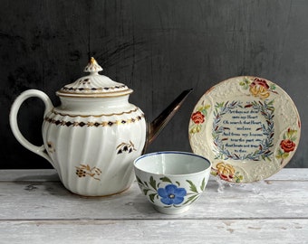 1785 Worcester Porcelain Teapot, Flight Period Mark, Make Do Spout