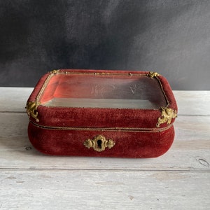 19th Century Jewelry Vitrine Box Velvet Beveled Glass Bombe Shape Display Casket Circa 1890 AF