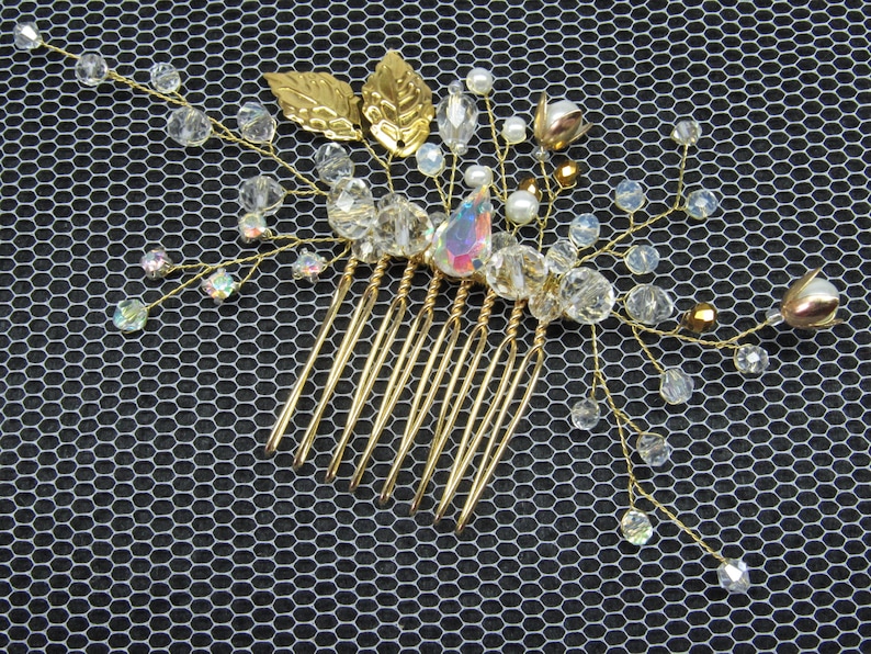 Gold wedding comb Bridal crystal comb Leaf hair comb Gold hair vine wedding fascinator Leaf crystal comb hair gold bride vine wedding comb