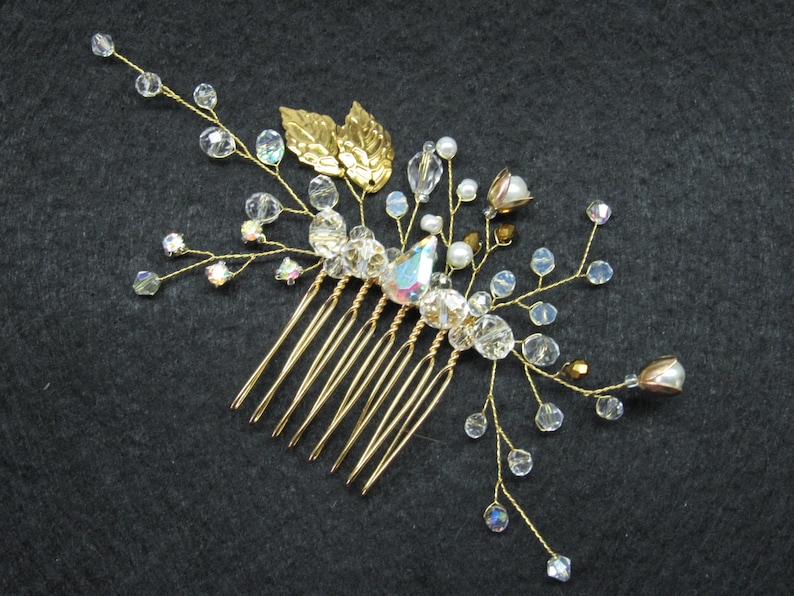 Gold wedding comb Bridal crystal comb Leaf hair comb Gold hair vine wedding fascinator Leaf crystal comb hair gold bride vine wedding comb