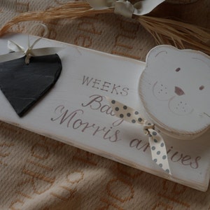 Baby countdown plaque, personalised with a slate heart for the days, weeks until Baby arrives. Baby shower, new baby, new mum, new grandma