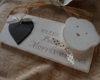 Baby countdown plaque, personalised with a slate heart for the days, weeks until Baby arrives. Baby shower, new baby, new mum, new grandma