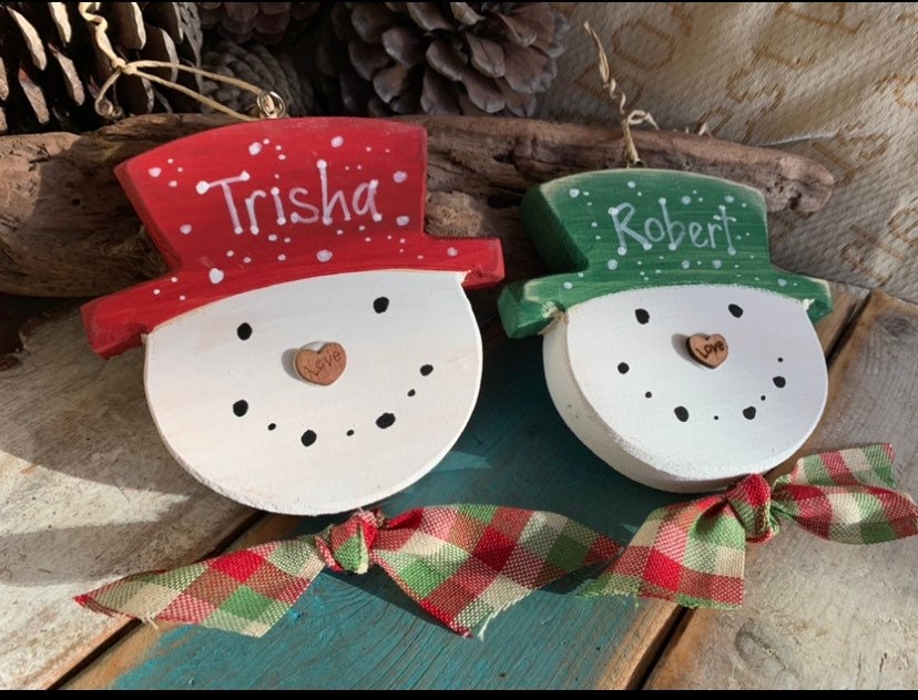 MDF Wood Personalised with your own name Hanging Christmas Decoration Snowman 