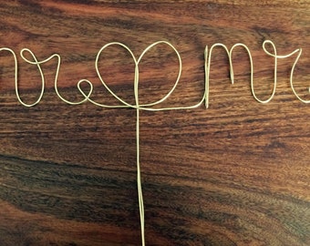 Cake Topper Cake Stand Mr & Mrs