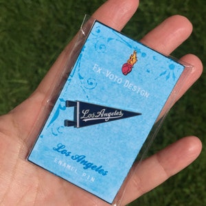 LOS ANGELES Pennant, team pins