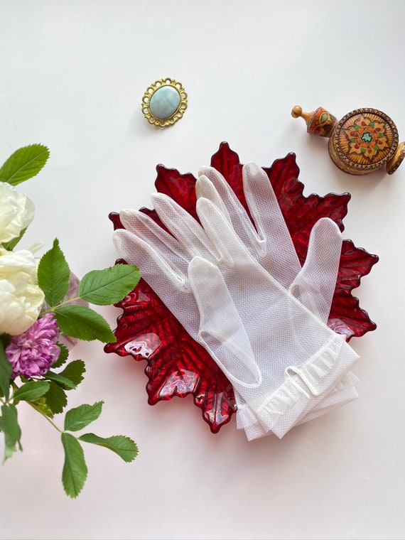 3 pairs of vintage gloves, Vintage gloves, 1950s v