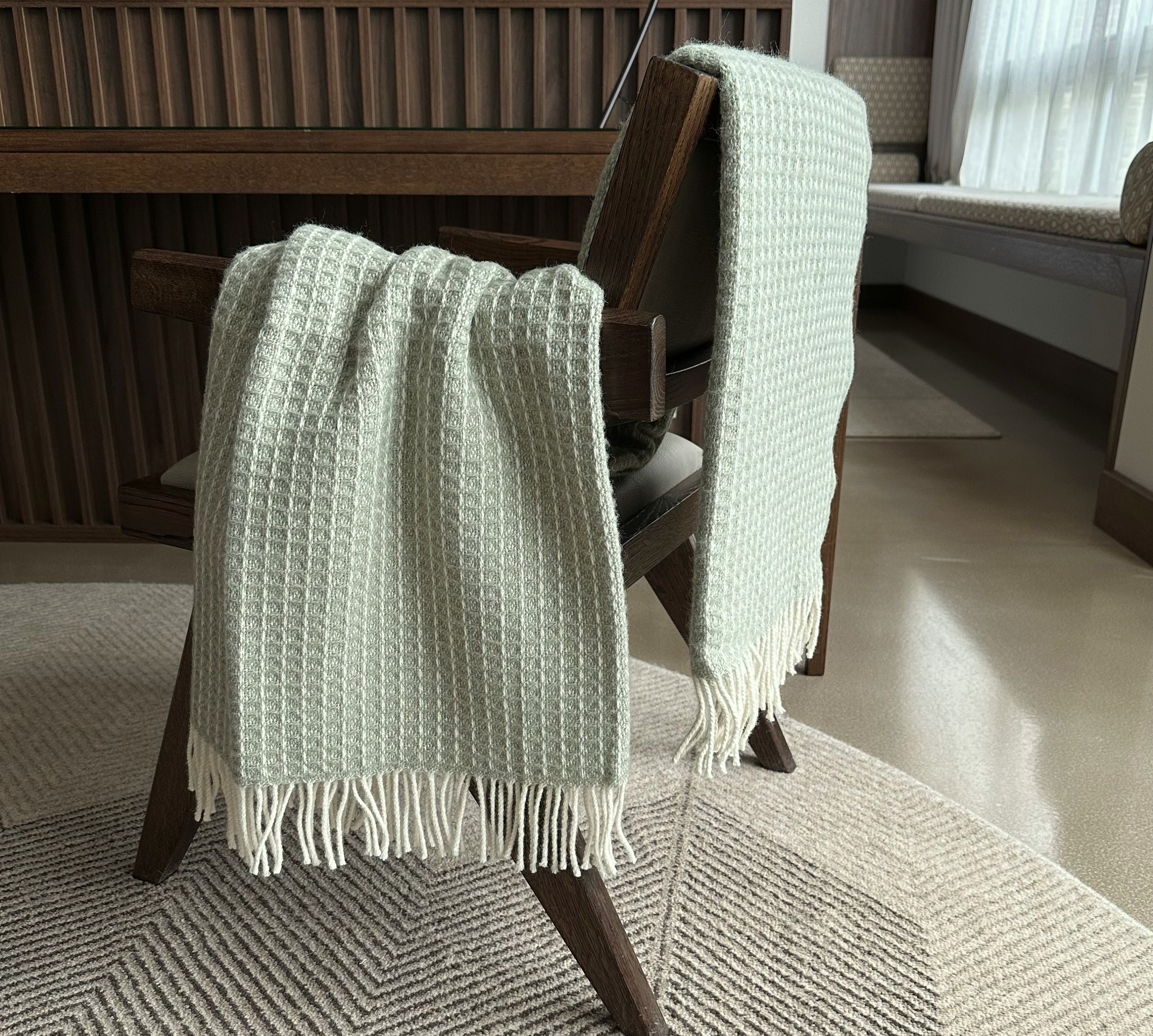 Pure Wool Small Check Knit Pattern Light Sage Green Large Sofa Throw ...