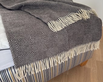 Extra- quality Scandinavian Sheep pure wool brown melange diamond pattern weave blanket throw, Geometric daybed blanket, large sofa plaid