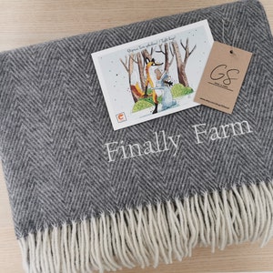 Employee appreciation gift corporate personalized gift Custom logo or text Merino wool blanket embroidered Christmas business gift