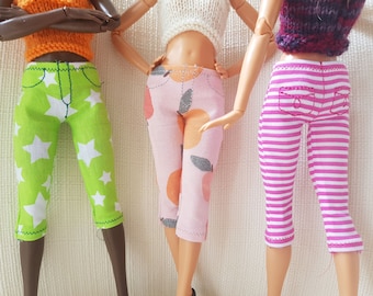 ITH Stickdatei Puppen Caprihose 13x18 Modepuppe, auf deutsch und englisch
