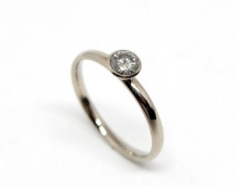 White gold ring with salt and pepper diamond, simple engagement ring made of 14K white gold with gray diamond, unique piece by goldsmith