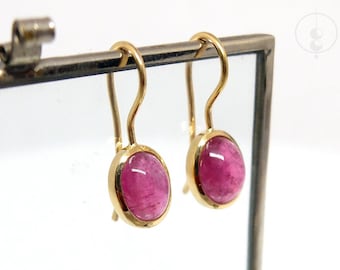 Gold earrings with pink tourmalines, gold earrings with oval pink tourmaline cabochons, handmade 18K gold earrings