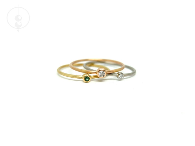 Dünner Goldring mit pinkem Rubin aus 750erGelbgold, schmaler Verlobungsring für Freundin, feiner Goldschmiedeschmuck als Geschenk für Frauen Bild 6