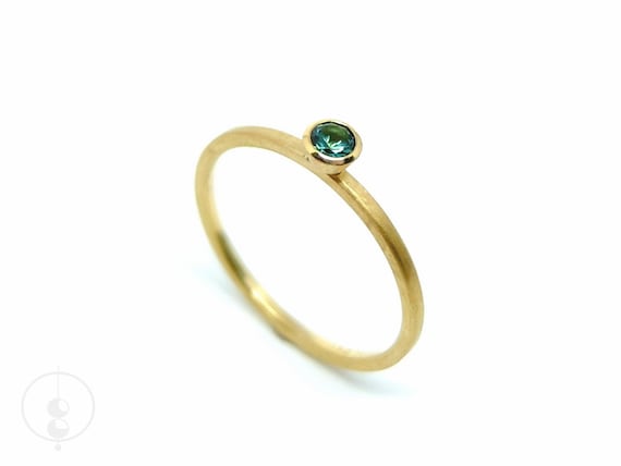 750er Goldring mit grünem Turmalin, handgefertigter Verlobungsring 18K Gold & petrolfarbener oder hellgrüner Edelstein