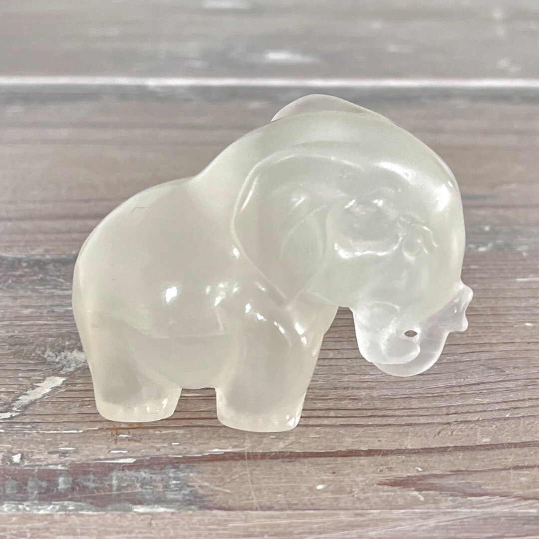 翡翠彫刻　象 並行輸入品】 ZJchao 天然石 象 2インチ 天然翡翠彫刻 収集価値のある