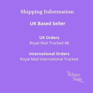 Puede incluir: Un gr&aacute;fico morado con texto blanco que dice Shipping Information, UK Based Seller, UK Orders Royal Mail Tracked 48, International Orders Royal Mail International Tracked, y The White Sage Way en la esquina inferior derecha.