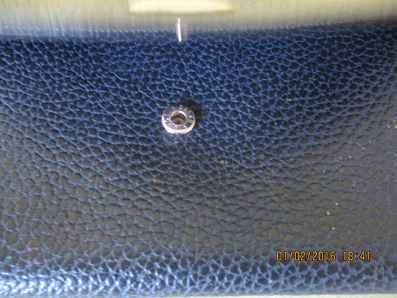 A Gorgeous Fashionable French Leather Purse/ Wall… - image 6