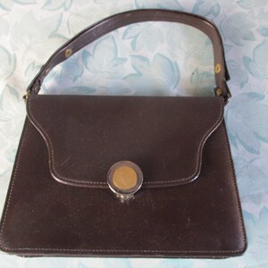 Eine wunderschöne Vintage modische Lederhandtasche / Schultertasche / Geldbörse / Brieftasche / Tasche, hergestellt in Frankreich
