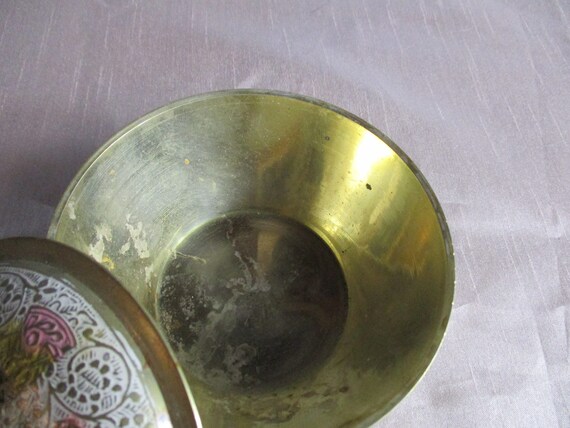 A Beautiful Vintage Solid Brass and Enamel Trinke… - image 5