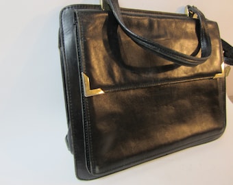 Eine schöne Vintage modische Lederhandtasche / Schultertasche / Geldbörse / Brieftasche / Tasche, hergestellt in Frankreich