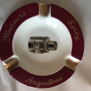A Lovely Vintage Stamped Limoges Porcelain Ashtray, Made in France
