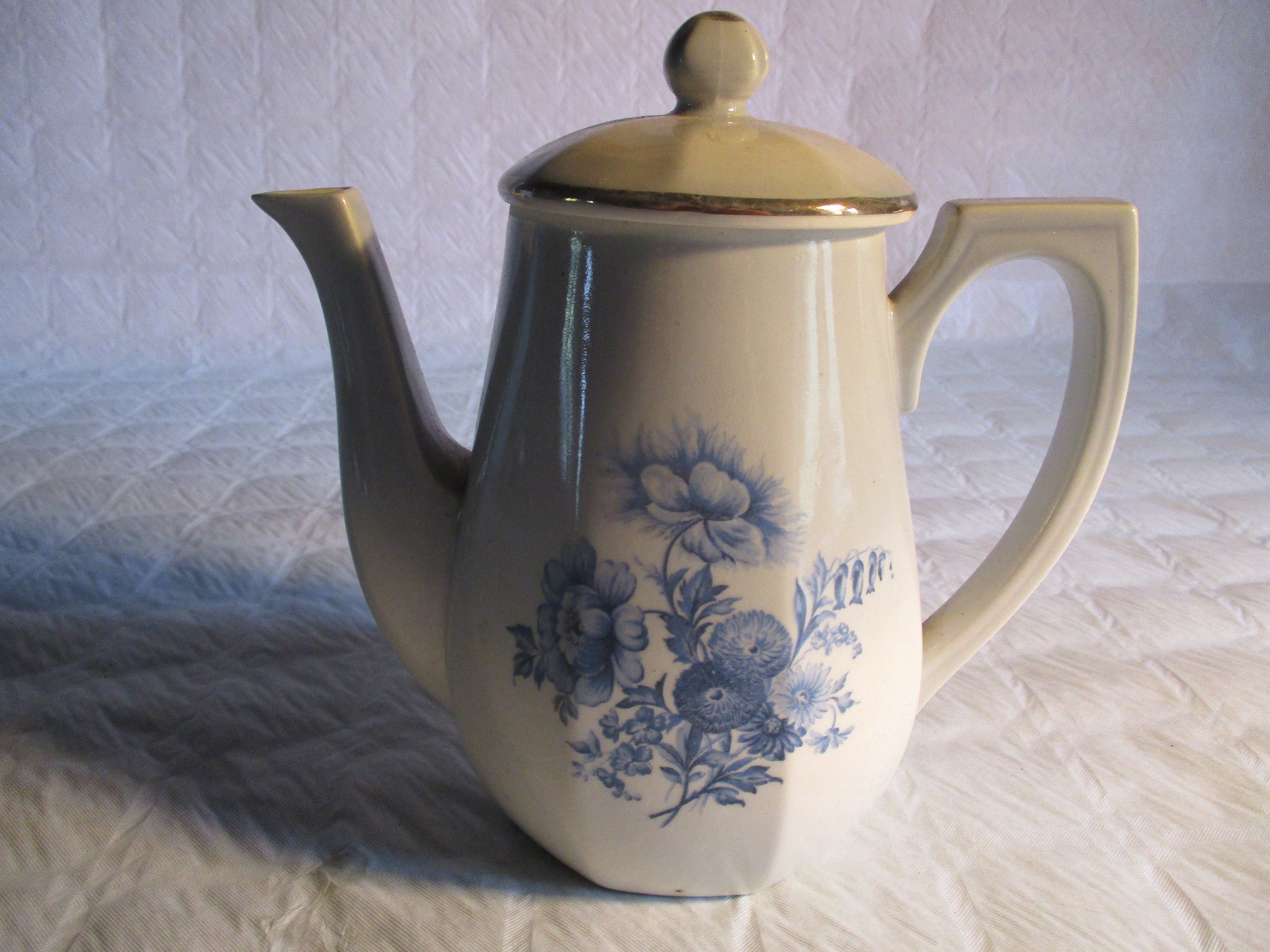 Vintage Porcelain Cafe/Coffee Pot/Teapot/Limoges Porcelain Coffee-Pot, Made in Slovakia