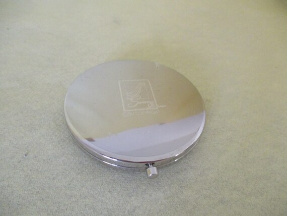 A Lovely Vintage French Compact Mirror Case with … - image 6