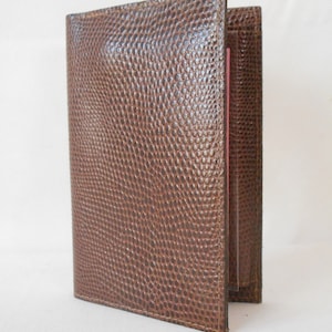 A Gorgeous Vintage French Fashionable Leather Purse / Wallet