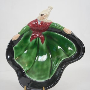 A Stunning Vintage French Hand-Made ceramic Trinket / Ring / Jewellery Dish