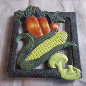 A Lovely Cast-Iron Vintage French Trivet stand / kitchenware