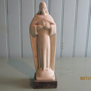 A Superb Vintage  Porcelain/Ceramic Figurine/Statue of a Jesus Christ/Sacred Heart with Marble Base, Made in France