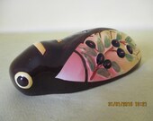 A Lovely Vintage Porcelain Ceramic Wall-Mountable Cicada, Made in France