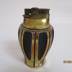 A Lovely Vintage Vintage Brass Gas Cigarette/Cigar/Pipe Lighter/Table Lighter, Made in France