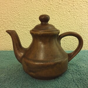 Vintage Earthenware Te/Coffee Pot, Made in France