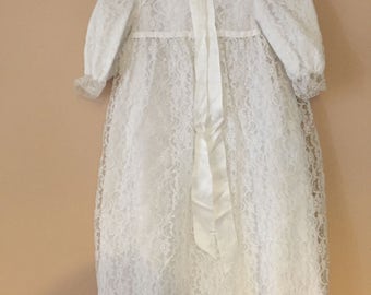 A Truly Beautiful Vintage Lace Christening/Baptismal Gown/Dress & Bonnet, Fully Lined, Made in france