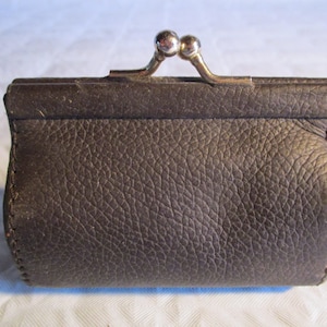 Un magnifique sac à main/portefeuille/sac/sac à main en cuir vintage à la mode, fabriqué en France