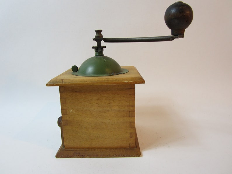 A Stunning Vintage Metal /& Wooden Miyennes Coffee GrinderCoffee Maker Made in France
