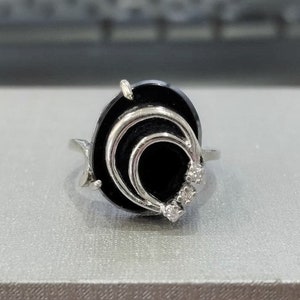 Vintage 1950&#39;s Era Oval Black Onyx & Diamond Ring 10K White Gold Size 5 1/4