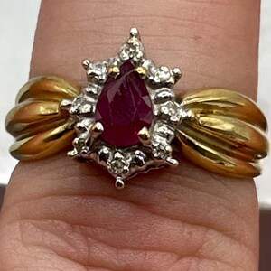 Vintage 14k Gold Two-Tone Genuine Pear Cut Ruby Diamond Halo Ring - Size 6