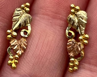 Vintage Dainty 10k Gold Tri-Color Black Hills Grape Leaf Stud Earrings