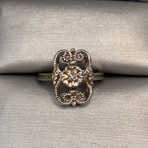 Vintage 14kt White Gold Art Deco Diamond Ring Size 4