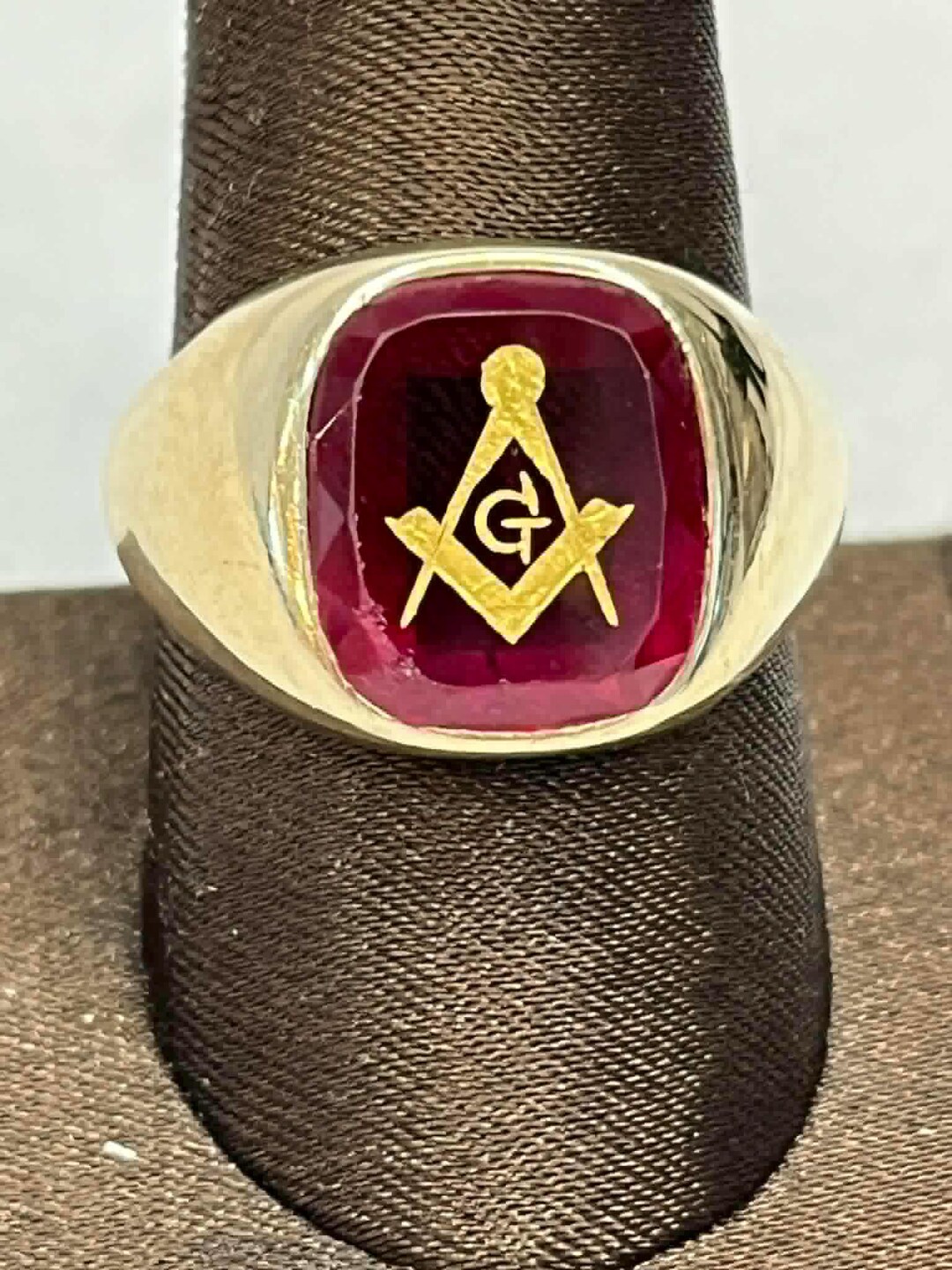 Vintage 10k Yellow Gold Ruby Masonic Mason's Signet Ring - Size 11.75 ...