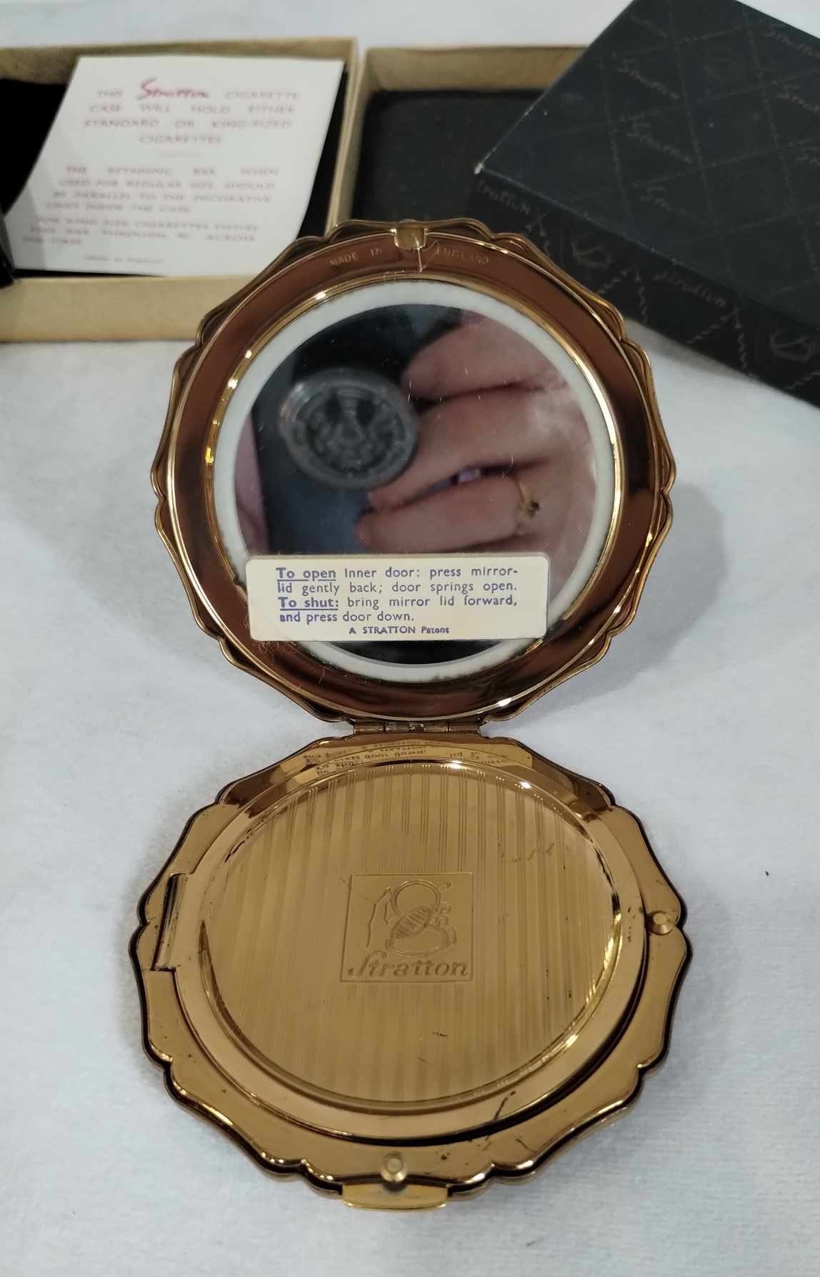 Vintage Stratton Cigarette Case and Compact Powder Mirror