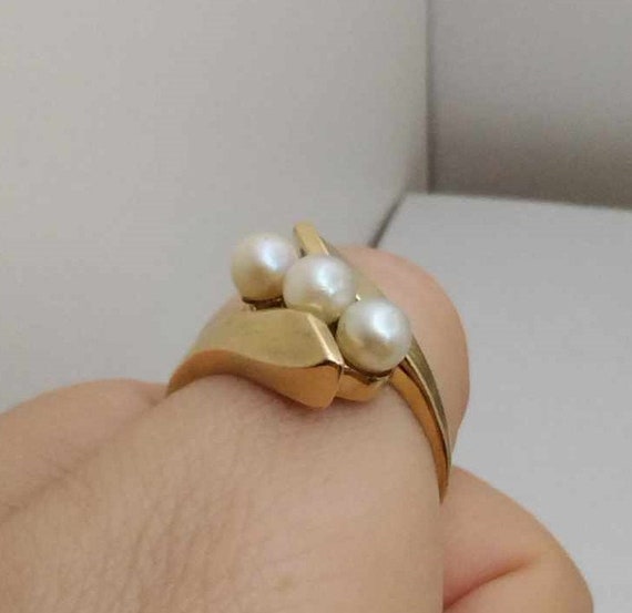 Vintage Three Pearl Ring 10K Yellow Gold Size 9 1… - image 6